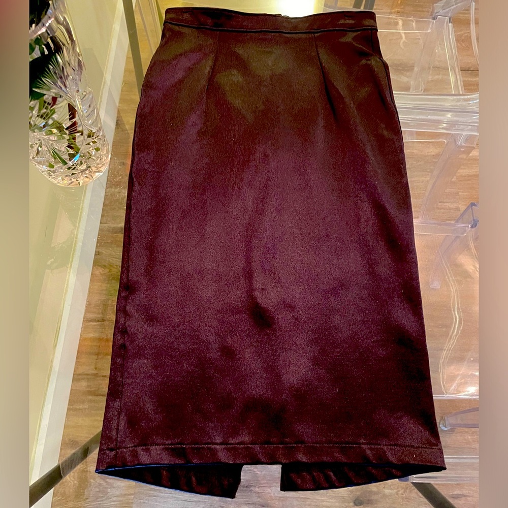 🌹American Apparel Satin Pencil Skirt - Black - Size Medium 🌹
